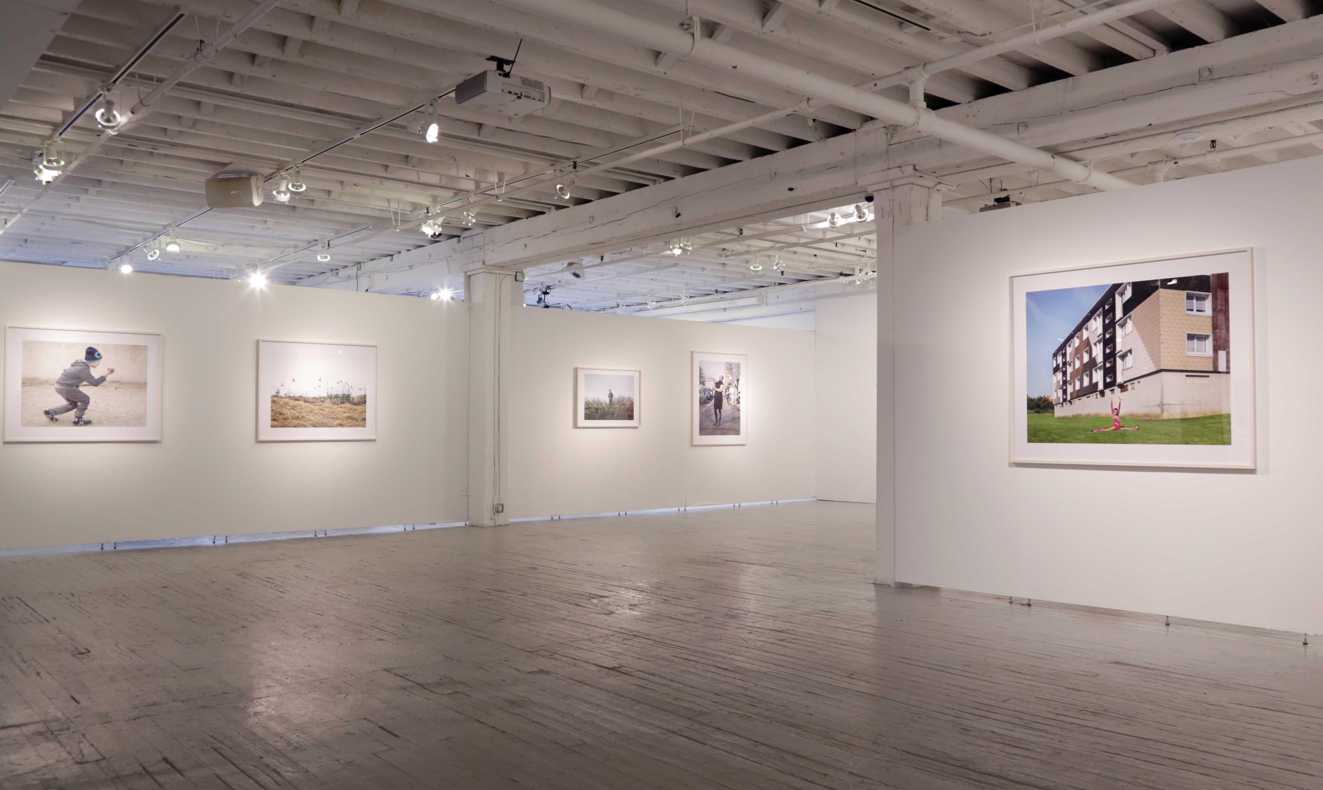 "Le Gendarme sur la colline" de Alessandra Sanguinetti à l'Aperture Gallery