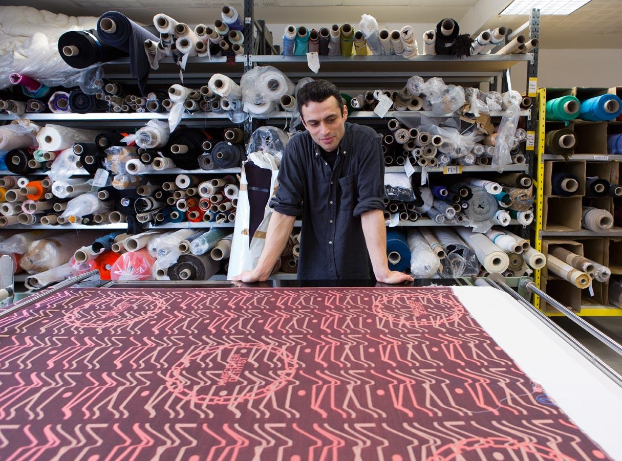 Andrés Ramirez in residency at the Holding Textile Hermès