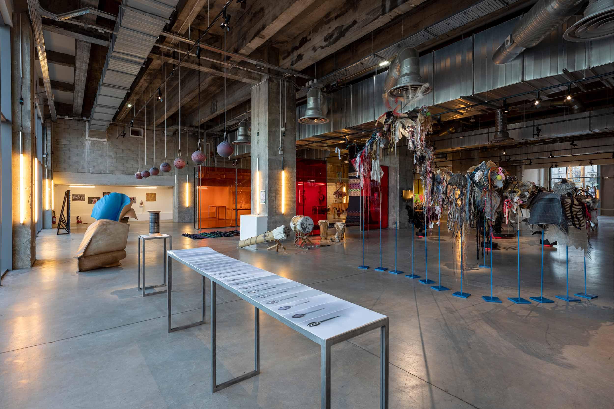 Hermes pantin store