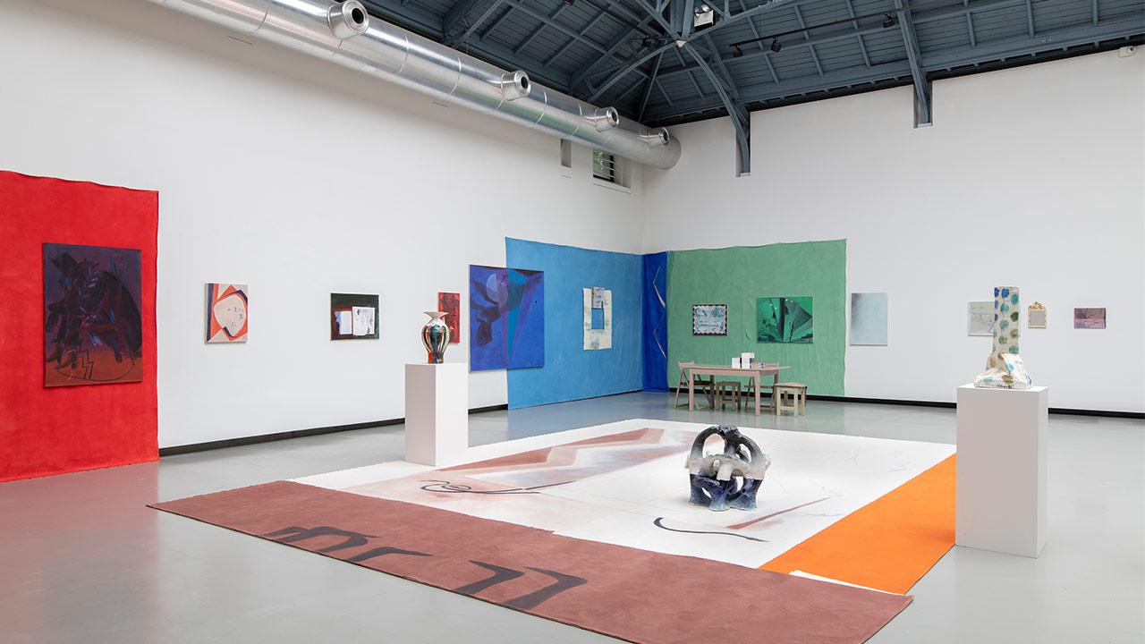 Vue de l’exposition d'Emmanuelle Castellan, « Spektrum », La Verrière, 2024, © Isabelle Arthuis / Fondation d’entreprise Hermès