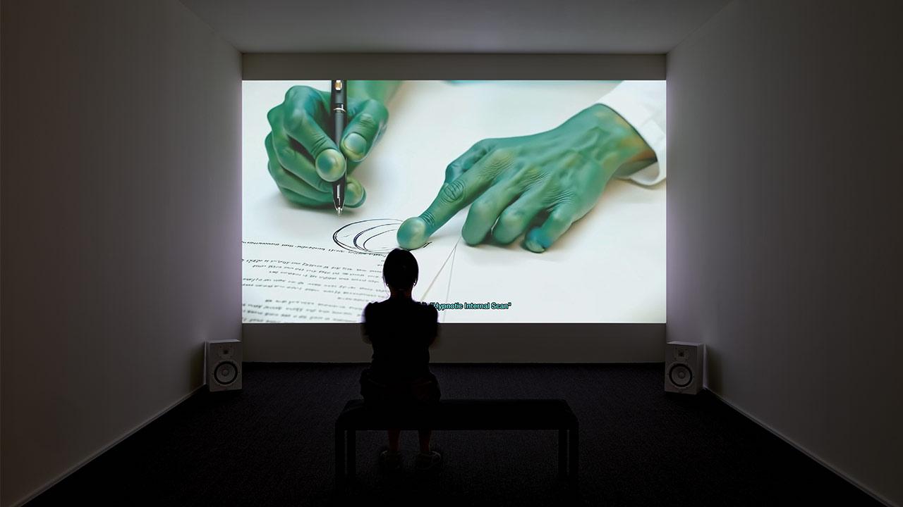 Vue de l'installation "Ghost Anatomy", Minha Park, exposition "The Second Life", 2025 ©  Sangtae Kim / Fondation d'entreprise Hermès 