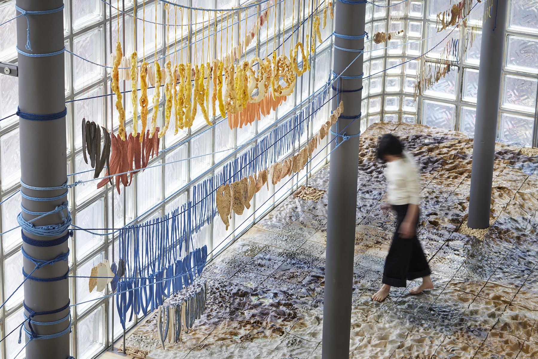 Exhibitions views “Ephemeral Anchorind”, Takeshi Yasura, 2024 © Nacása & Partners Inc. / Fondation d’entreprise Hermès