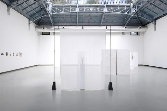 Vue de l'exposition de Claudine Monchaussé « Sourdre », La Verrière 2025 © Adagp, Paris, 2025  © Isabelle Arthuis / Fondation d'entreprise Hermès